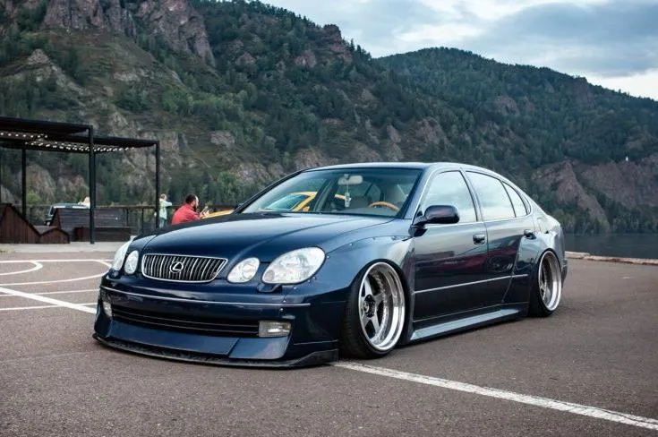 Video - Installation wide body kit Lexus GS160