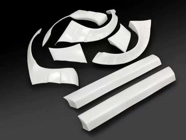 Wide body Nissan Skyline 32