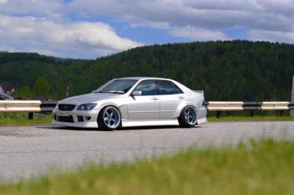 Spoiler V2 Lexus IS 99-05