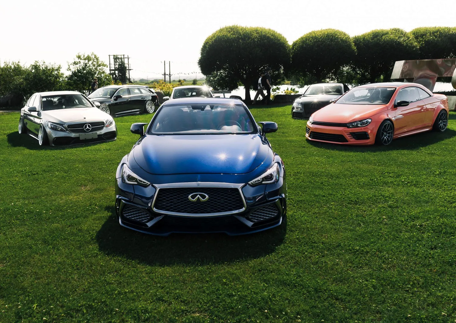 Tsunami Picnic - infiniti q60