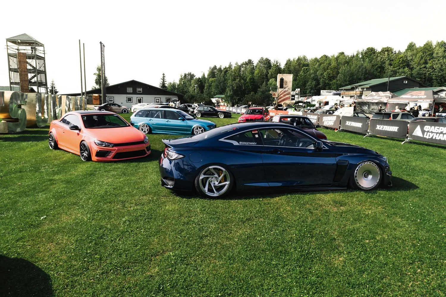 Tsunami Picnic - infiniti q60