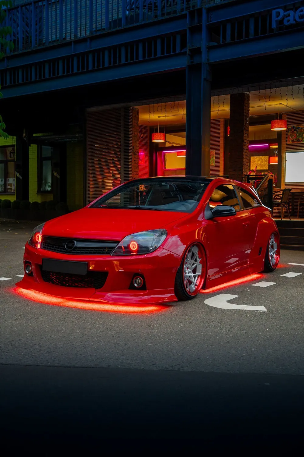 The first wide body Opel Astra!