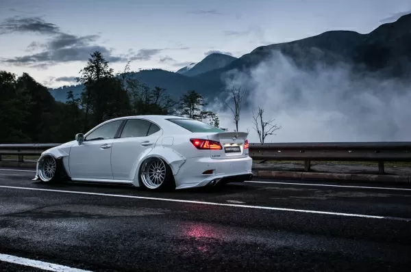 Side skirts Lexus IS 05-12