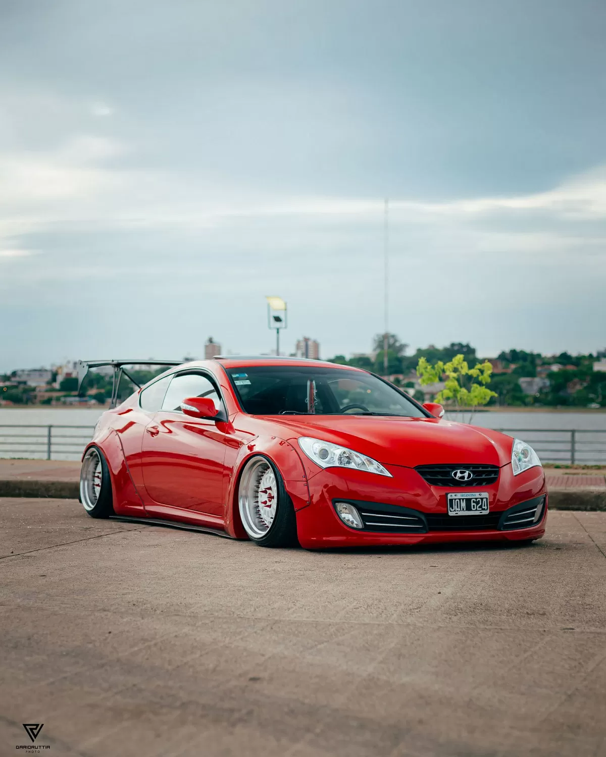 Gen coupe from Argentina - photos and video