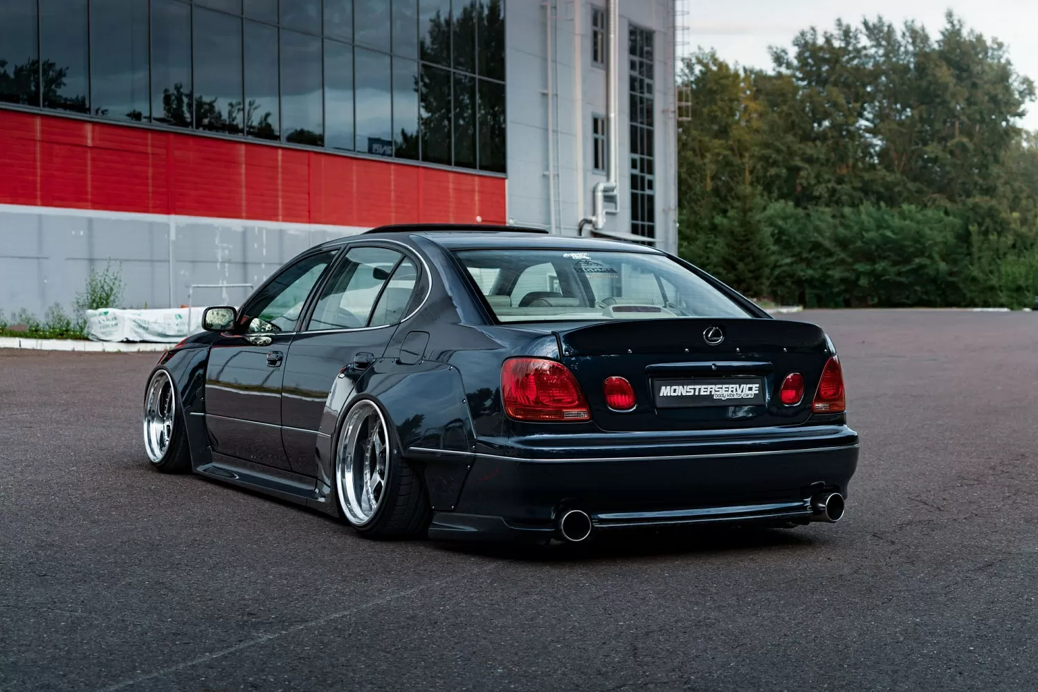 Lexus GS300 in the game!