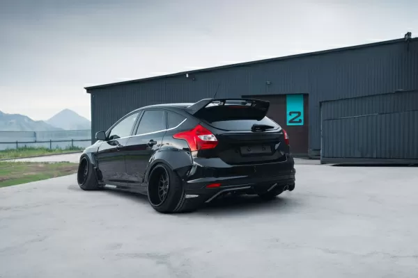 Spoiler Ford Focus 3