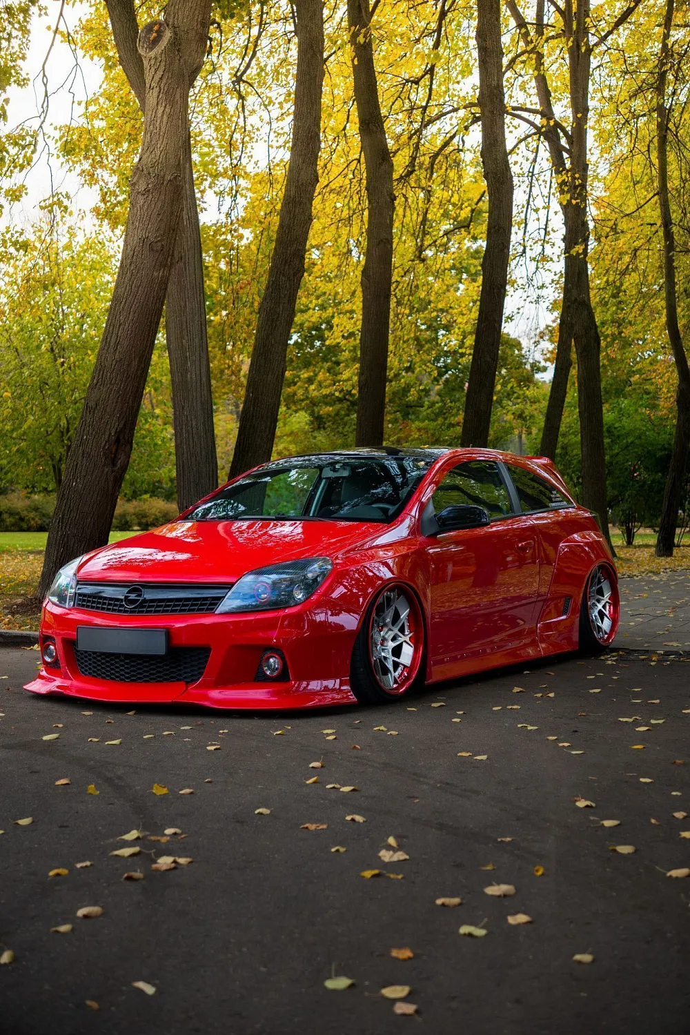 The first wide body Opel Astra!