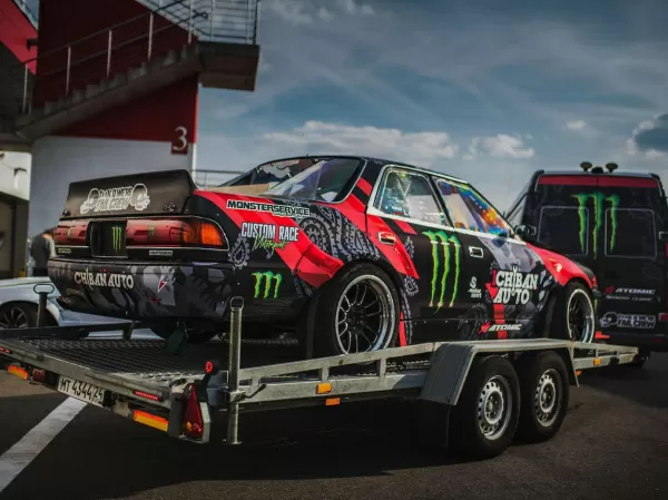 Wide body kit Toyota Cressida/mark2