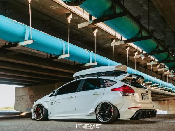 Wide body Ford Focus 3
